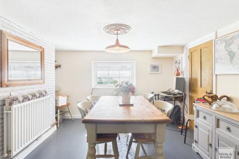 Breakfast Room