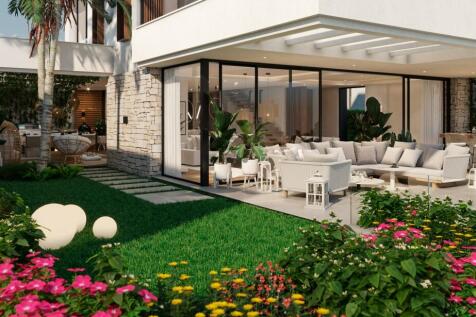 Luxury 5 bedroom vil