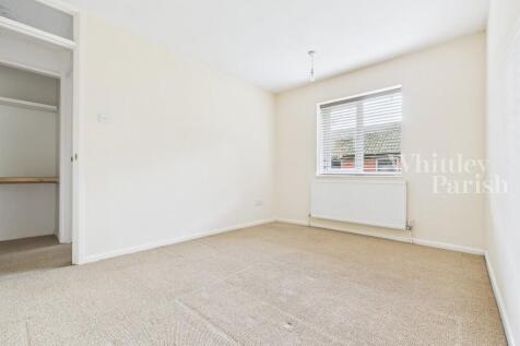 CAM04332G0-PR0547...