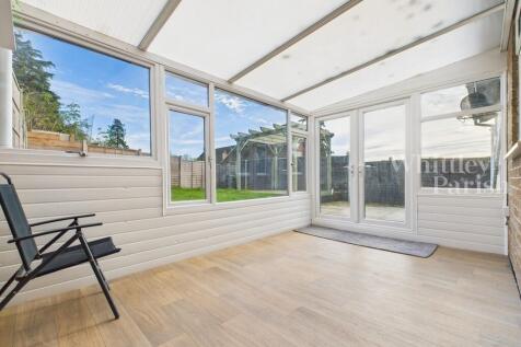 CAM01915G0-PR0613...