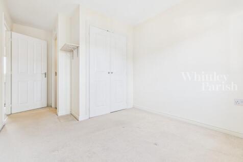 CAM04332G0-PR0563...