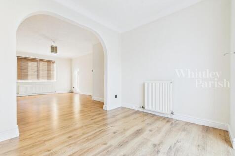 CAM04332G0-PR0566...