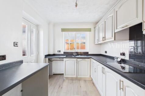 CAM04332G0-PR0566...