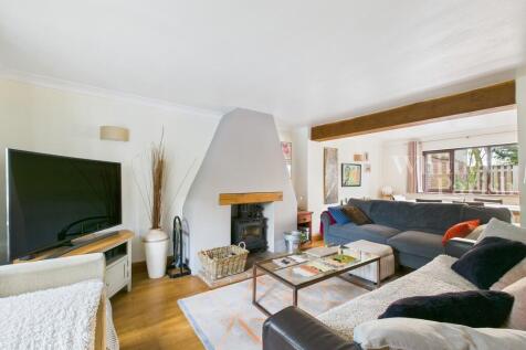 CAM04332G0-PR0562...