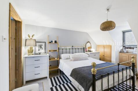 CAM04332G0-PR0562...