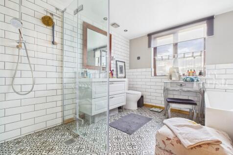 CAM04332G0-PR0562...