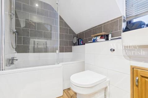 CAM04332G0-PR0562...