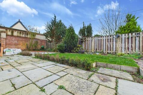 CAM04332G0-PR0562...