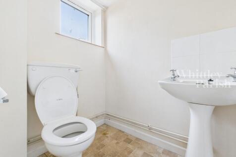 CAM04332G0-PR0567...