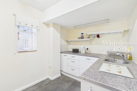 CAM04332G0-PR0576...