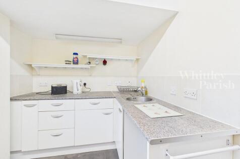 CAM04332G0-PR0576...