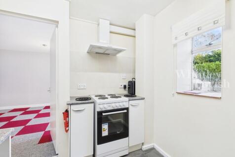 CAM04332G0-PR0576...