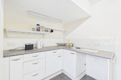 CAM04332G0-PR0576...