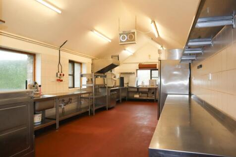 Kitchen Photo 2