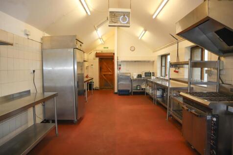 Kitchen Photo 3