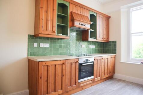 Kitchen Photo 2