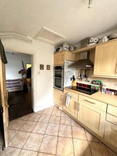 Kitchen 1