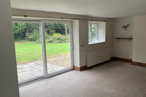 Living Area 2