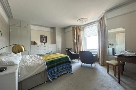 master bed