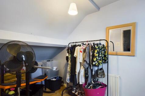 CAM02668G0-PR0154-STILL019