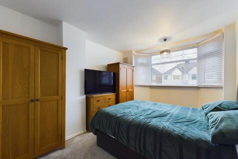 CAM02668G0-PR0165-STILL011