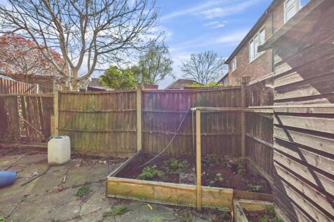 CAM05192G0-PR0046-STILL014