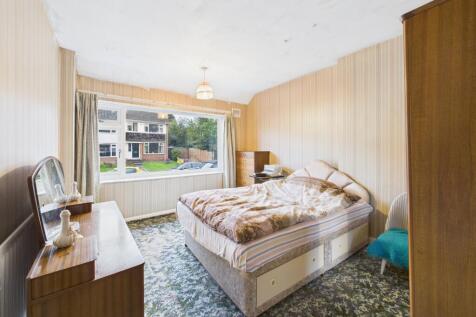 CAM05192G0-PR0162-STILL004