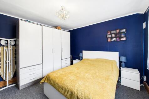 CAM05192G0-PR0163-STILL039