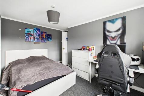 CAM05192G0-PR0163-STILL048