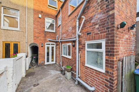 CAM05192G0-PR0164-STILL066