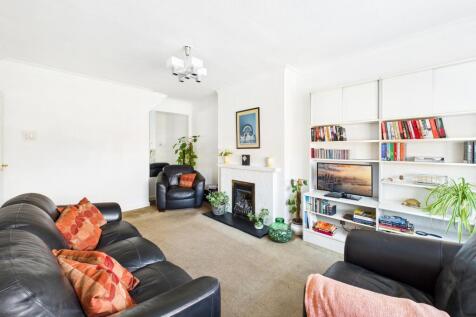 CAM05192G0-PR0169-STILL018