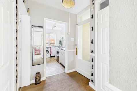 CAM05192G0-PR0169-STILL010