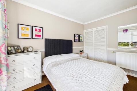 CAM05192G0-PR0169-STILL015