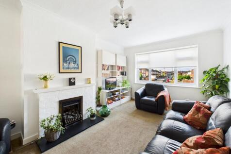 CAM05192G0-PR0169-STILL020