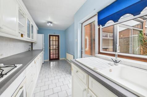 CAM05192G0-PR0172-STILL007