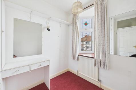 CAM05192G0-PR0172-STILL024