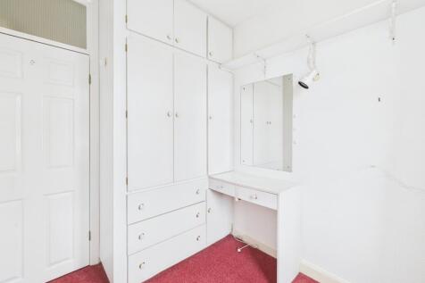 CAM05192G0-PR0172-STILL026