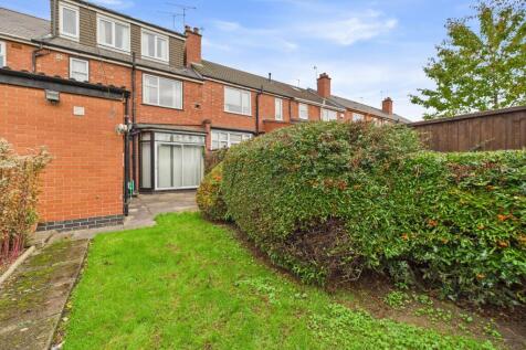 CAM05192G0-PR0172-STILL035