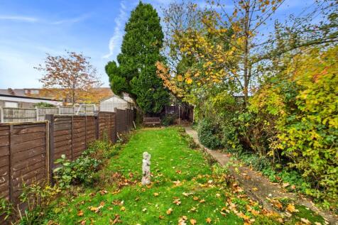 CAM05192G0-PR0173-STILL014