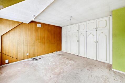 CAM05192G0-PR0174-STILL010