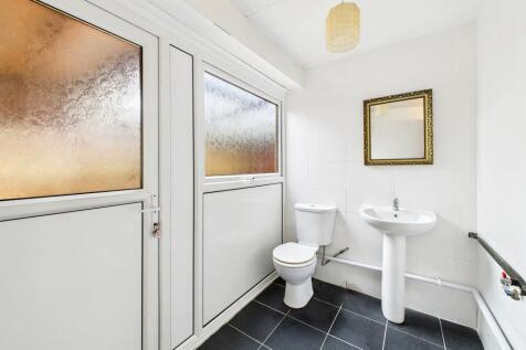 CAM05192G0-PR0174-STILL013