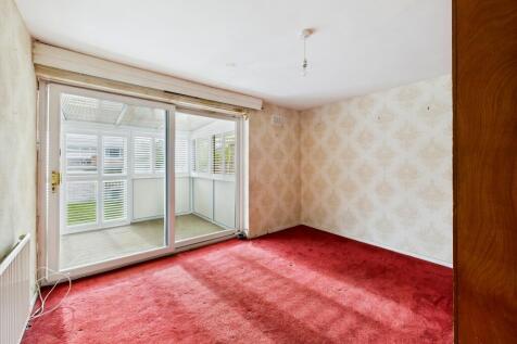 CAM05192G0-PR0174-STILL014