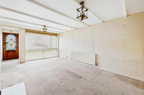 CAM05192G0-PR0174-STILL020