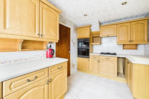 CAM05192G0-PR0174-STILL025