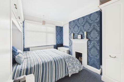 CAM05192G0-PR0176-STILL013