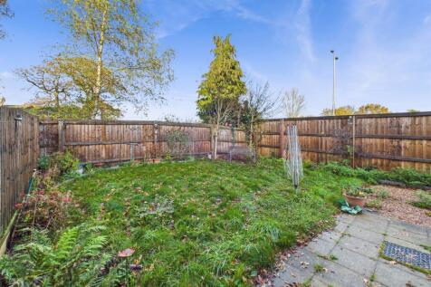 CAM05192G0-PR0179-STILL005