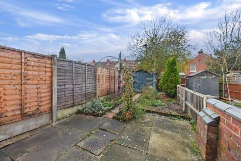 CAM05192G0-PR0181-STILL013