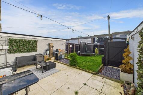 CAM05192G0-PR0180-STILL018