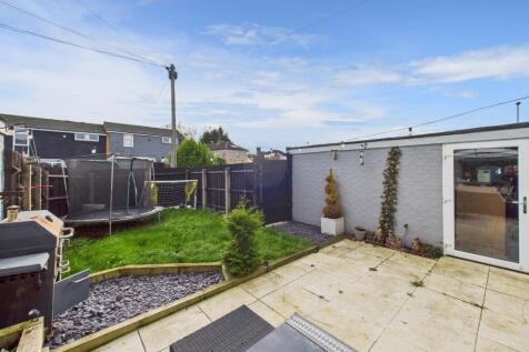 CAM05192G0-PR0180-STILL020