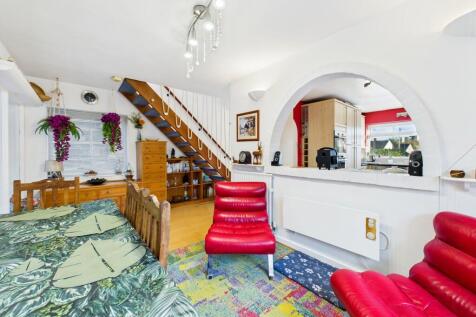 CAM05192G0-PR0183-STILL006